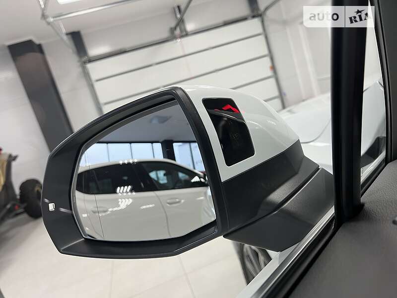 Внедорожник / Кроссовер Audi Q7 2015 в Тернополе