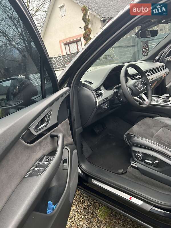 Внедорожник / Кроссовер Audi Q7 2015 в Тячеве фото 4 Внедорожник / Кроссовер Audi Q7 2015 в Тячеве
