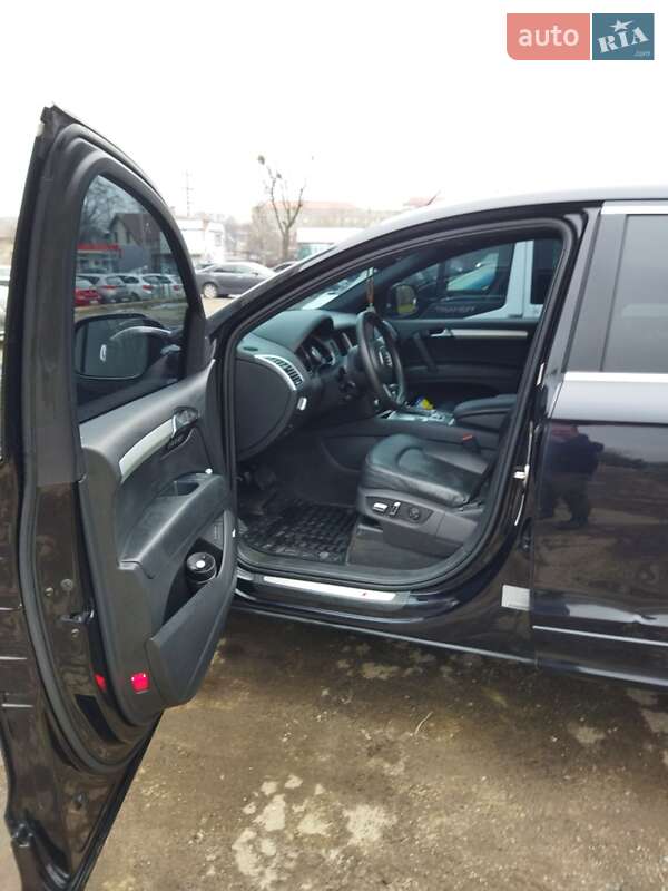 Позашляховик / Кросовер Audi Q7 2011 в Львові