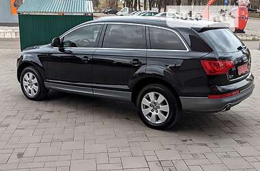 Внедорожник / Кроссовер Audi Q7 2014 в 