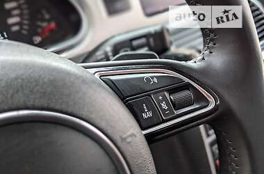 Внедорожник / Кроссовер Audi Q7 2014 в 
