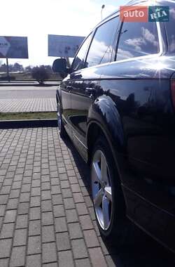 Внедорожник / Кроссовер Audi Q7 2008 в 