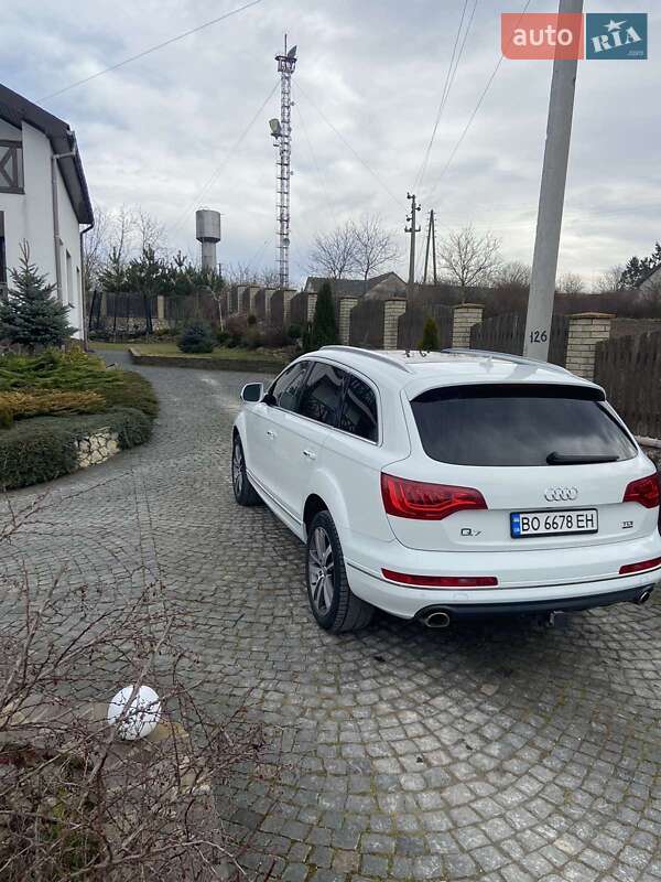 Внедорожник / Кроссовер Audi Q7 2015 в Тернополе