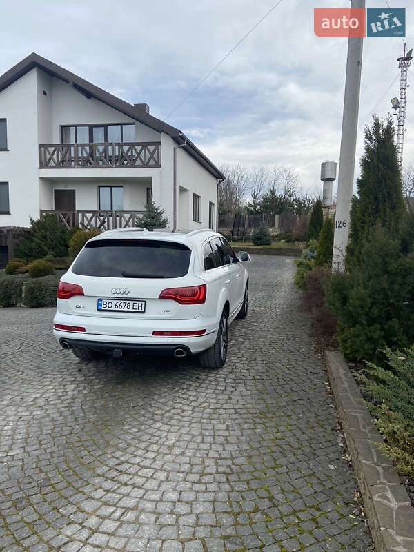 Внедорожник / Кроссовер Audi Q7 2015 в Тернополе