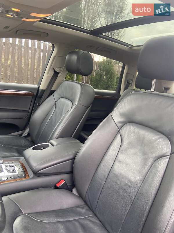 Внедорожник / Кроссовер Audi Q7 2015 в Тернополе