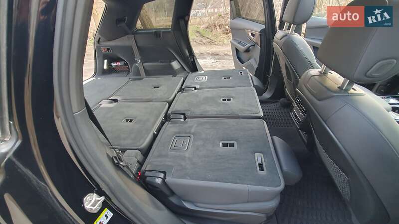 Позашляховик / Кросовер Audi Q7 2020 в Полтаві
