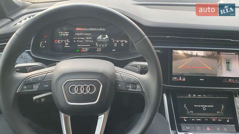 Позашляховик / Кросовер Audi Q7 2020 в Полтаві