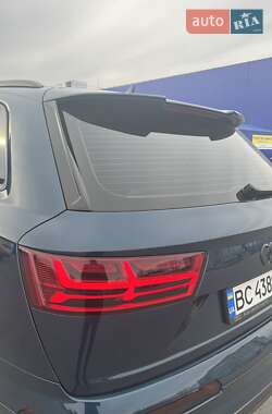 Внедорожник / Кроссовер Audi Q7 2018 в 