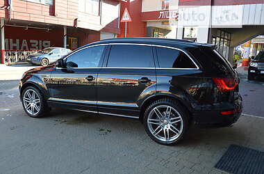 Позашляховик / Кросовер Audi Q7 2013 в Львові