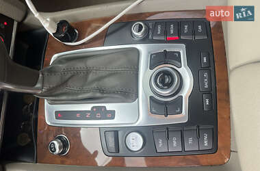 Внедорожник / Кроссовер Audi Q7 2013 в 
