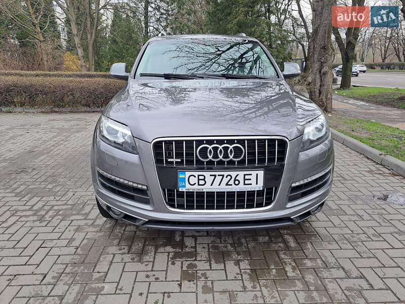 Позашляховик / Кросовер Audi Q7 2015 в Львові