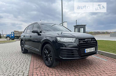 Позашляховик / Кросовер Audi Q7 2016 в Мукачевому