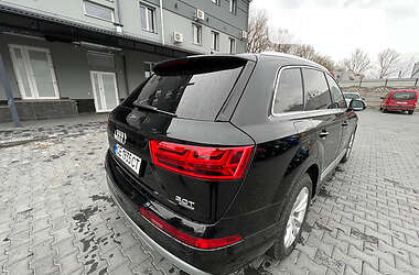 Внедорожник / Кроссовер Audi Q7 2017 в Черновцах