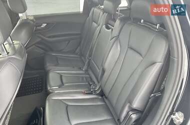 Внедорожник / Кроссовер Audi Q7 2017 в 