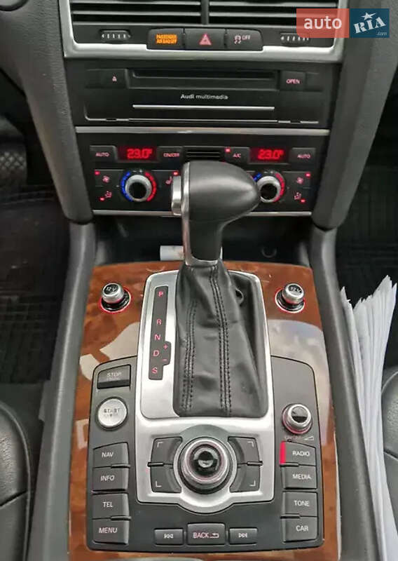 Внедорожник / Кроссовер Audi Q7 2015 в Львове