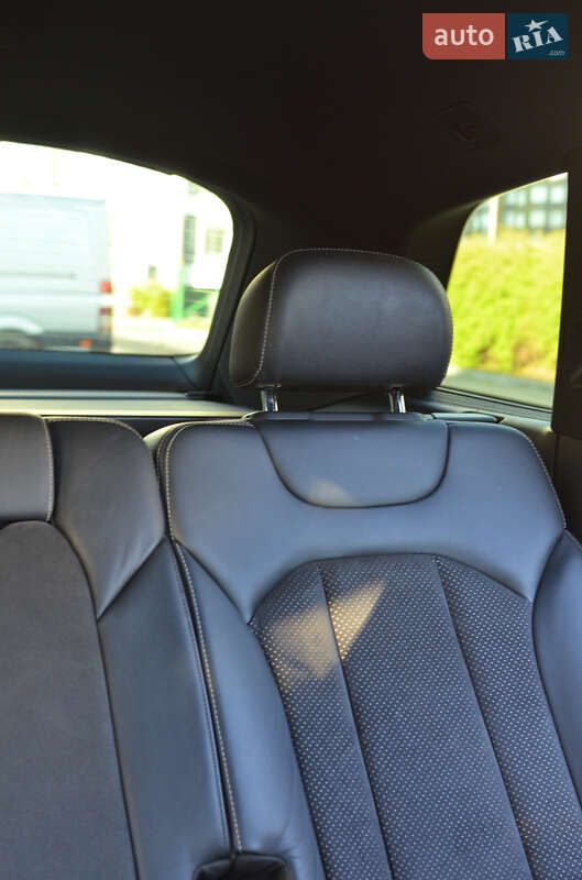 Внедорожник / Кроссовер Audi Q7 2018 в Луцке