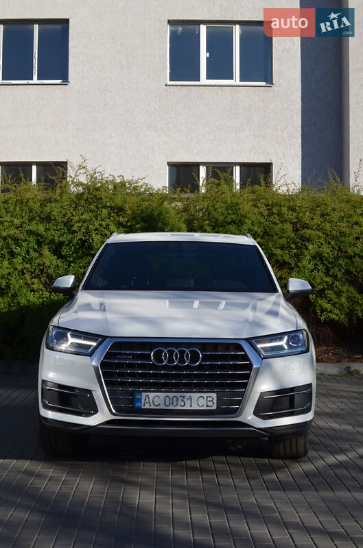 Внедорожник / Кроссовер Audi Q7 2018 в Луцке