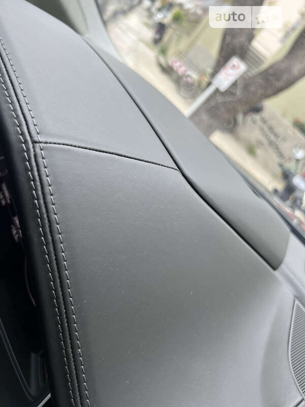 Позашляховик / Кросовер Audi Q7 2016 в Києві фото 7 Позашляховик / Кросовер Audi Q7 2016 в Києві