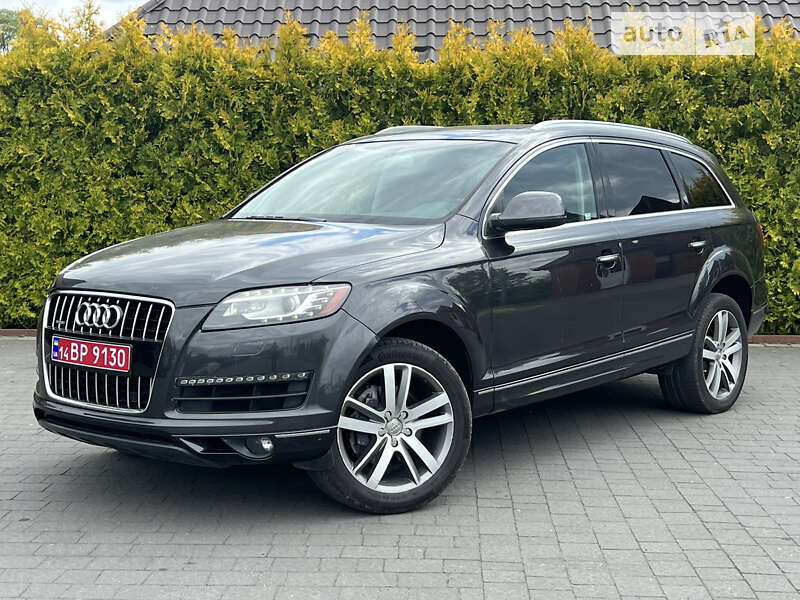Внедорожник / Кроссовер Audi Q7 2012 в 