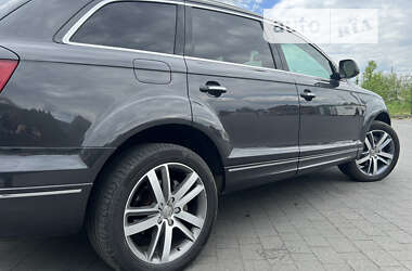 Внедорожник / Кроссовер Audi Q7 2012 в 