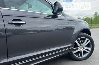 Внедорожник / Кроссовер Audi Q7 2012 в 