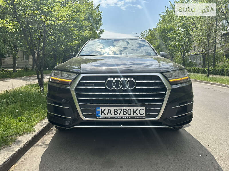 Внедорожник / Кроссовер Audi Q7 2017 в Киеве фото 6 Внедорожник / Кроссовер Audi Q7 2017 в Киеве