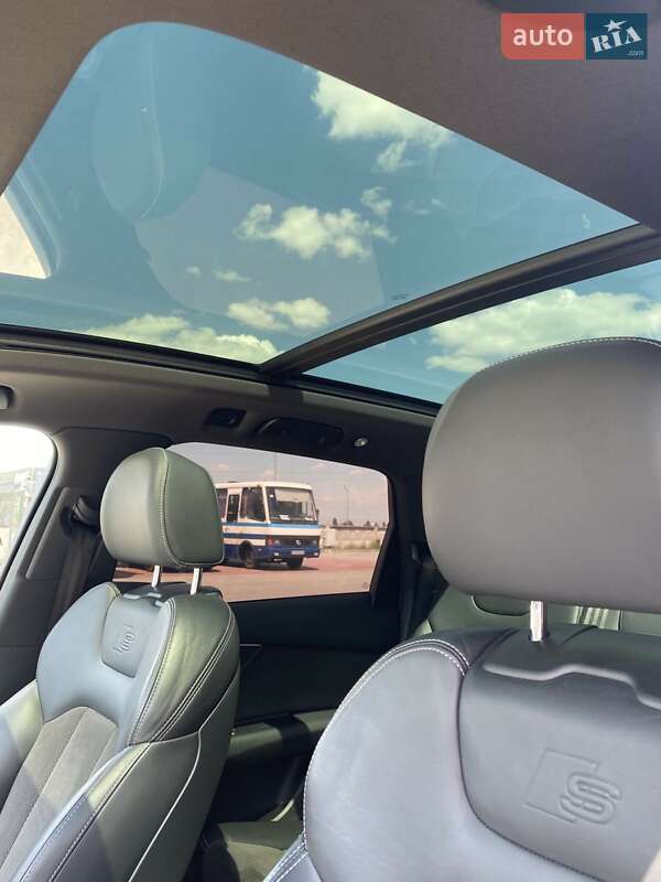Внедорожник / Кроссовер Audi Q7 2016 в Луцке