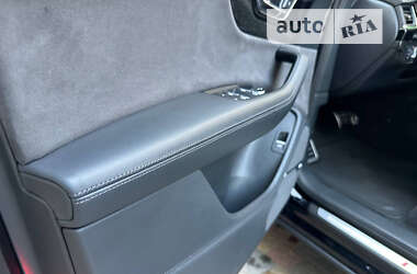 Внедорожник / Кроссовер Audi Q7 2017 в 