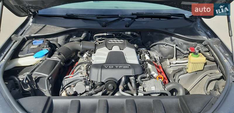 Позашляховик / Кросовер Audi Q7 2011 в Романіву