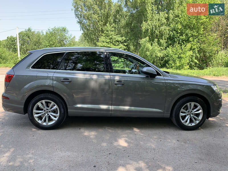 Внедорожник / Кроссовер Audi Q7 2016 в Житомире