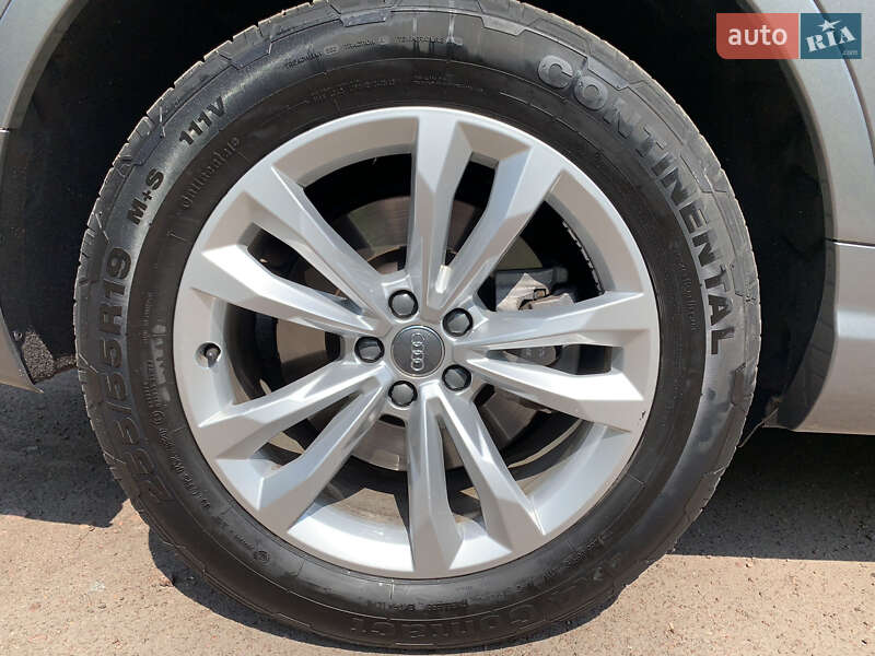 Внедорожник / Кроссовер Audi Q7 2016 в Житомире