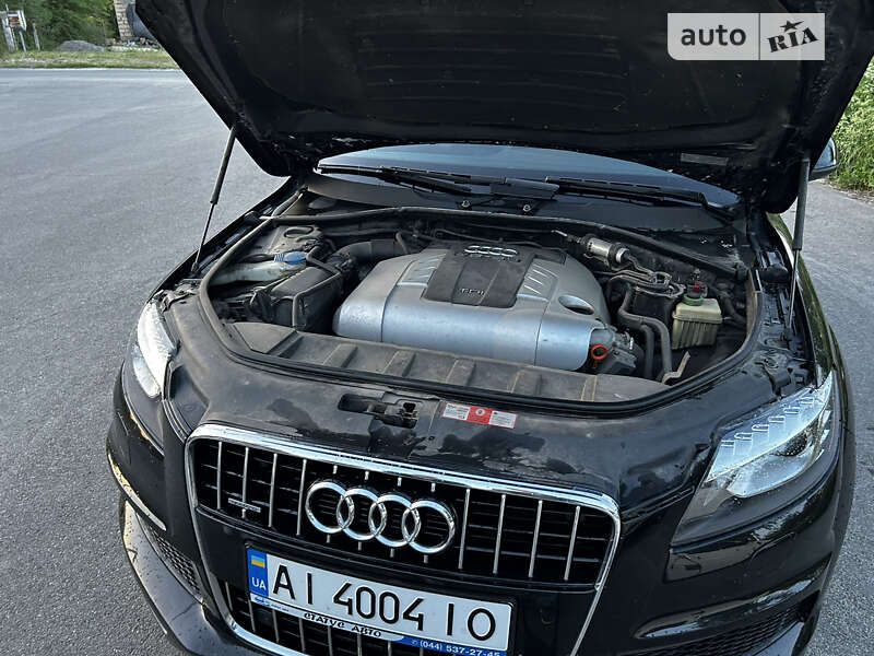 Внедорожник / Кроссовер Audi Q7 2010 в Мироновке