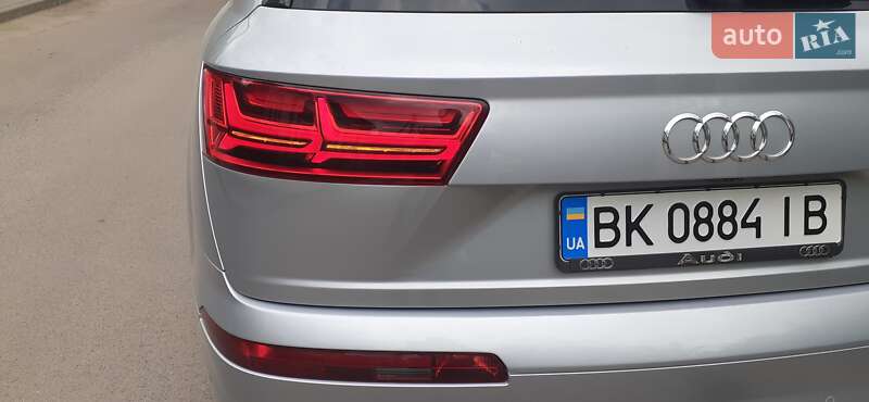 Позашляховик / Кросовер Audi Q7 2018 в Львові