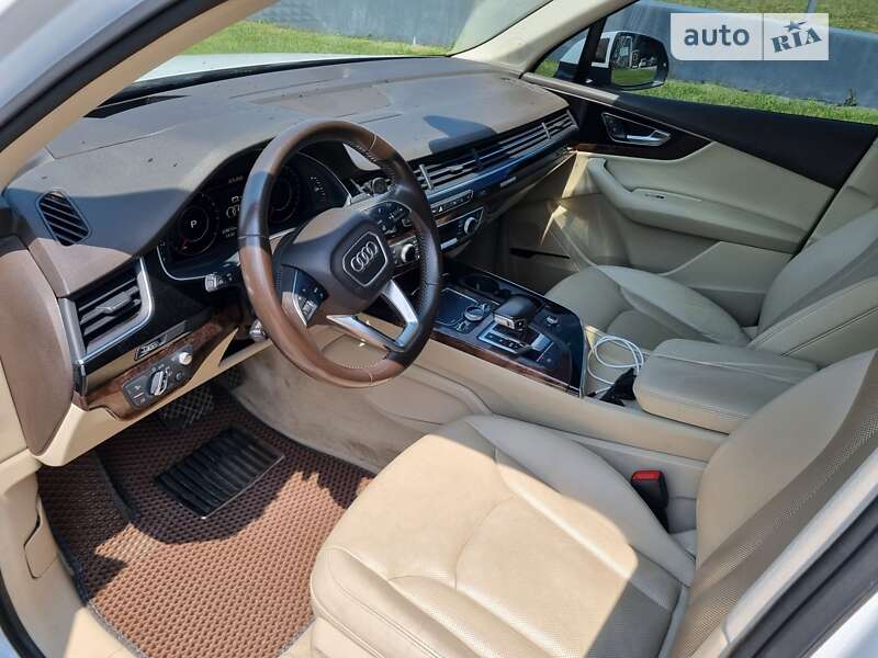 Позашляховик / Кросовер Audi Q7 2016 в Львові фото 12 Позашляховик / Кросовер Audi Q7 2016 в Львові