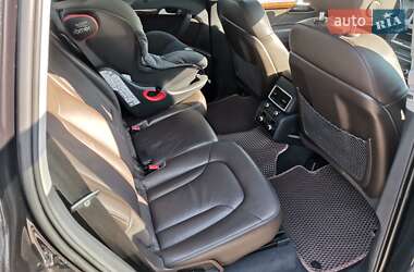 Внедорожник / Кроссовер Audi Q7 2015 в 