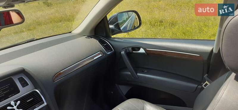 Внедорожник / Кроссовер Audi Q7 2011 в Гайвороне