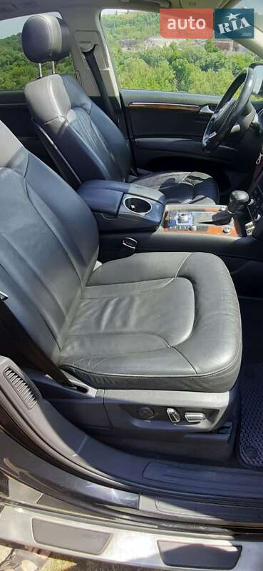 Внедорожник / Кроссовер Audi Q7 2011 в Гайвороне
