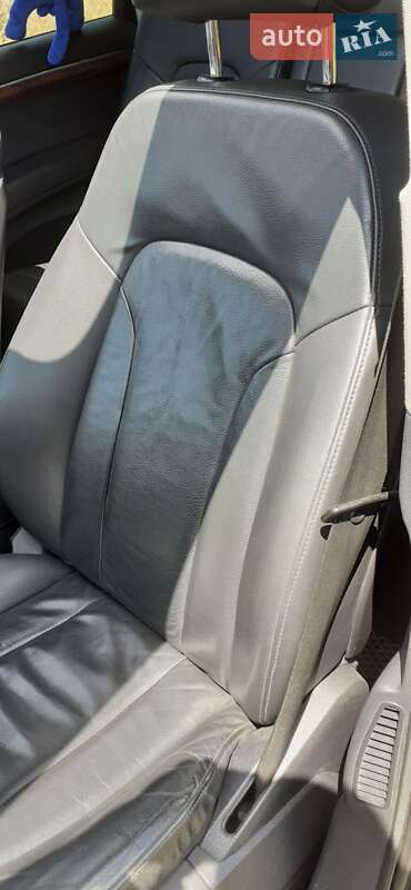 Позашляховик / Кросовер Audi Q7 2011 в Гайвороні