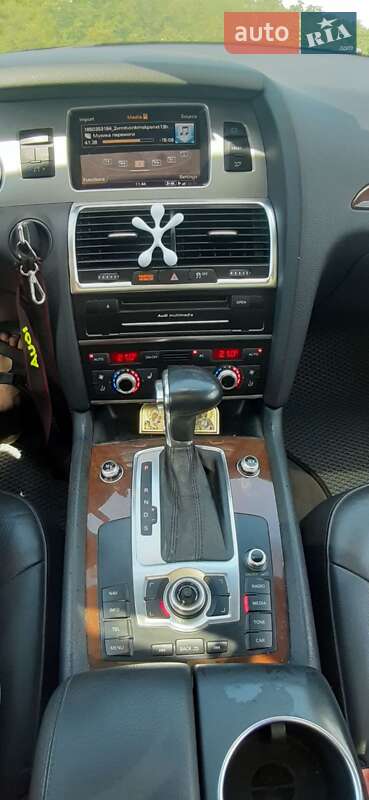 Внедорожник / Кроссовер Audi Q7 2011 в Гайвороне