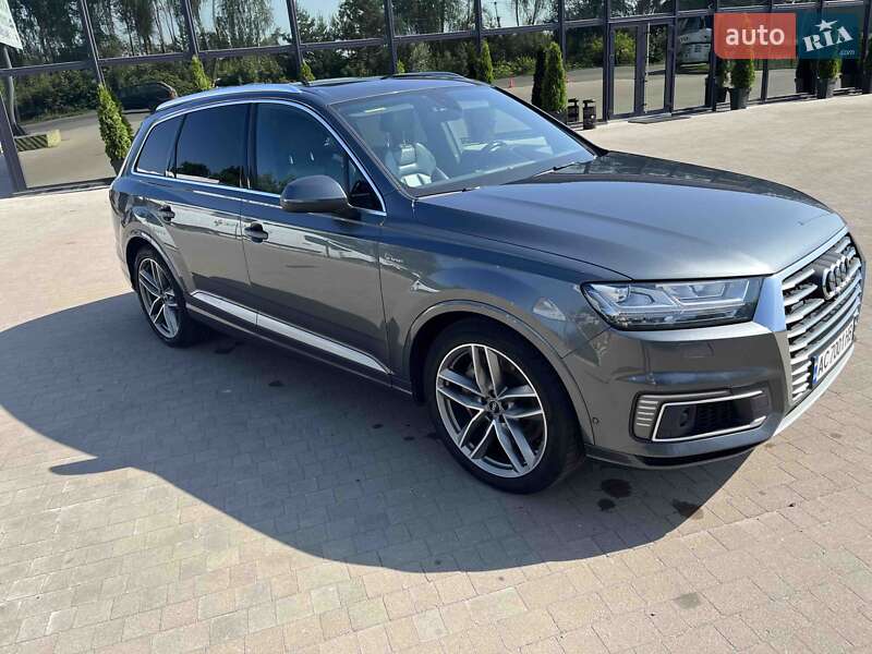 Внедорожник / Кроссовер Audi Q7 2016 в Ковеле
