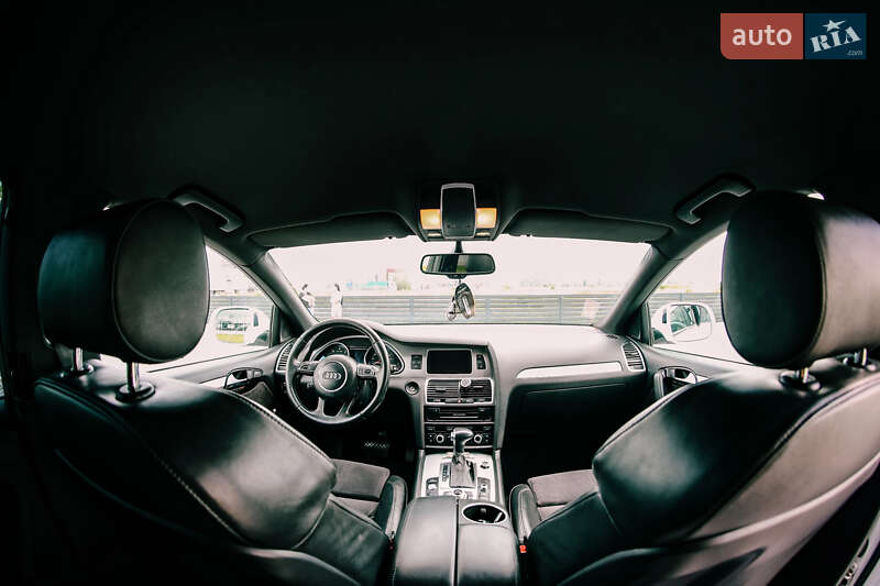 Внедорожник / Кроссовер Audi Q7 2012 в Мукачево