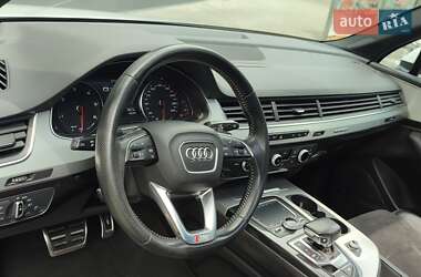 Внедорожник / Кроссовер Audi Q7 2016 в Черновцах