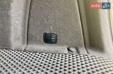 Внедорожник / Кроссовер Audi Q7 2010 в 