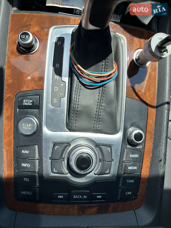 Позашляховик / Кросовер Audi Q7 2015 в Львові