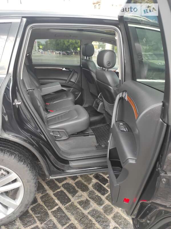 Позашляховик / Кросовер Audi Q7 2013 в Харкові