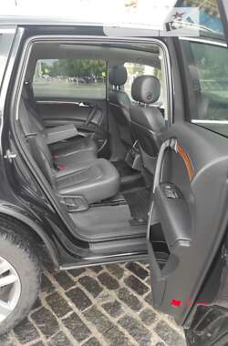 Внедорожник / Кроссовер Audi Q7 2013 в 