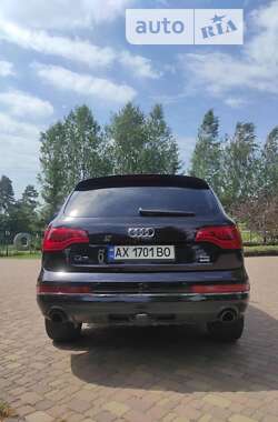 Внедорожник / Кроссовер Audi Q7 2013 в 