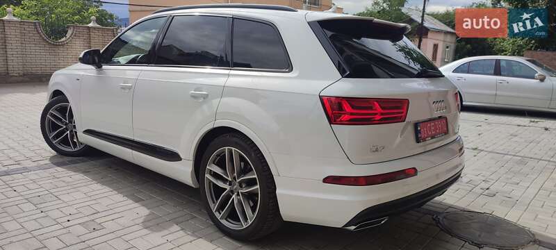 Внедорожник / Кроссовер Audi Q7 2016 в Черновцах фото 98 Внедорожник / Кроссовер Audi Q7 2016 в Черновцах