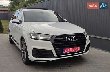 Внедорожник / Кроссовер Audi Q7 2016 в Черновцах