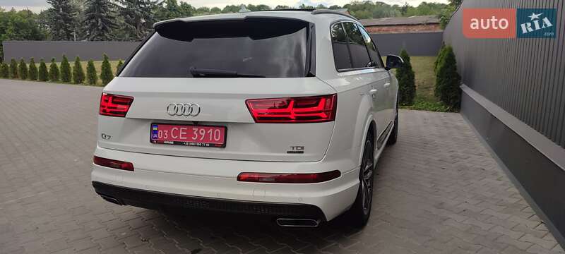 Внедорожник / Кроссовер Audi Q7 2016 в Черновцах фото 198 Внедорожник / Кроссовер Audi Q7 2016 в Черновцах